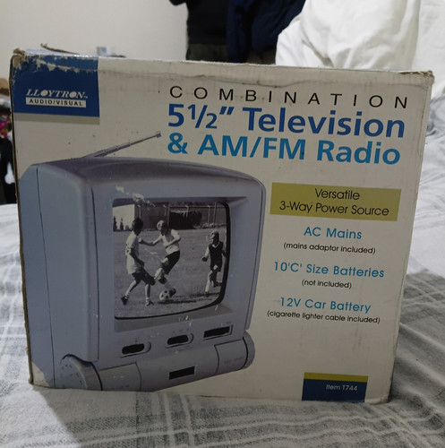 Lloytron t744 2in - 1/2in, crt