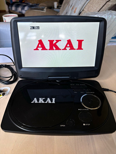 Akai a51003 10in - 10in, dvd