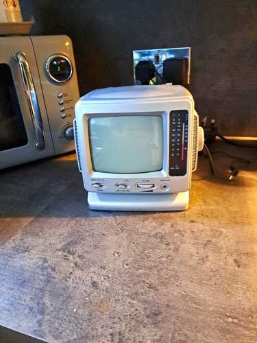 Portable black white - white, tv