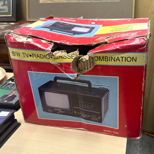 Lloydtron t246 5in crt - t246,