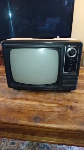 Vintage hitachi portable - hitachi,