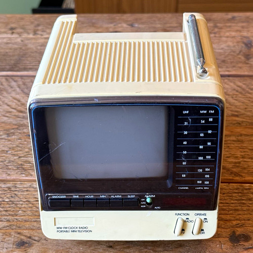 Alba ptv 5in crt portable - ptv-11,
