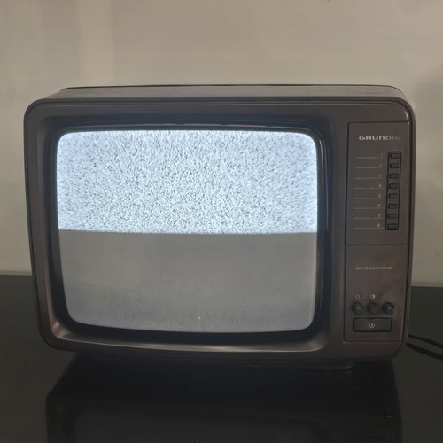 Grundig p1422 uhf - tv,